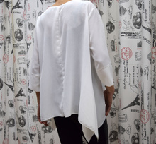 бяла шифонена дамска блуза