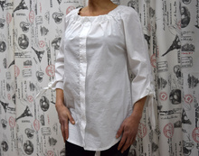 бяла памучна дамска блуза