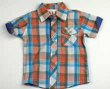Спортно - елегантна риза с къс ръкав - ATIVO - сини и оранжеви ленти от 6 до 36 месеца