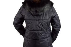 зимно дамско яке с естествен пух
