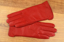Дамски ръкавици естествена кожа код 025-червено