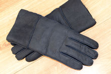 Дамски ръкавици естествена кожа с дебела вата код 031-тъмно сини