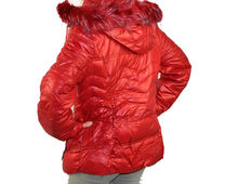 червено зимно дамско яке