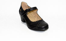 Дамски сандали на нисък ток - 5504 - черен