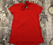 червена дамска тениска