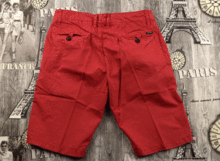 червени мъжки къси панталони