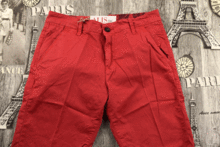 мъжки къси панталони червени