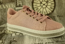 розови дамски обувки