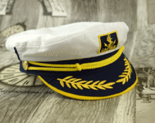морска капитанска шапка