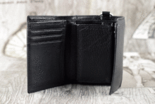 мъжки портфейли с цип