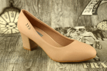 Дамски обувки на нисък ток - 525097 - бежови