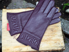 Дамски ръкавици ЕСТЕСТВЕНА КОЖА- код 056-лилави