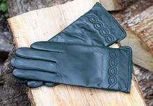 Дамски ръкавици ЕСТЕСТВЕНА КОЖА-код 070-тъмно зелени