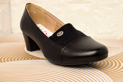 Дамски обувки на ток - 5360 - черни