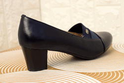 елегантни обувки с дебел ток
