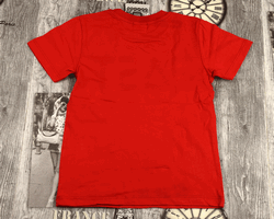 червена тениска за момчета