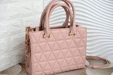 дамска чанта розова