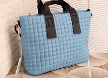 Голяма дамска чанта - 876 - синя с дълга дръжка