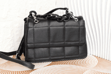 Луксозна дамска чанта през рамо - 337 - черна