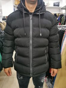 Мъжко зимно яке с текстилна качулка до 5ХЛ-черно