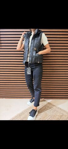 Дамски ефектен елек-черен