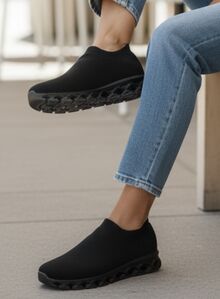 Дамски текстилни маратонки макскомфорт-черни