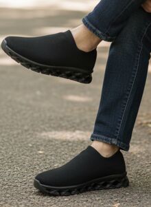 Мъжки текстилни маратонки-черни